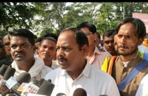 उमरेड-तहसील में प्लेटिनम खदान न खोलने का किया विरोध